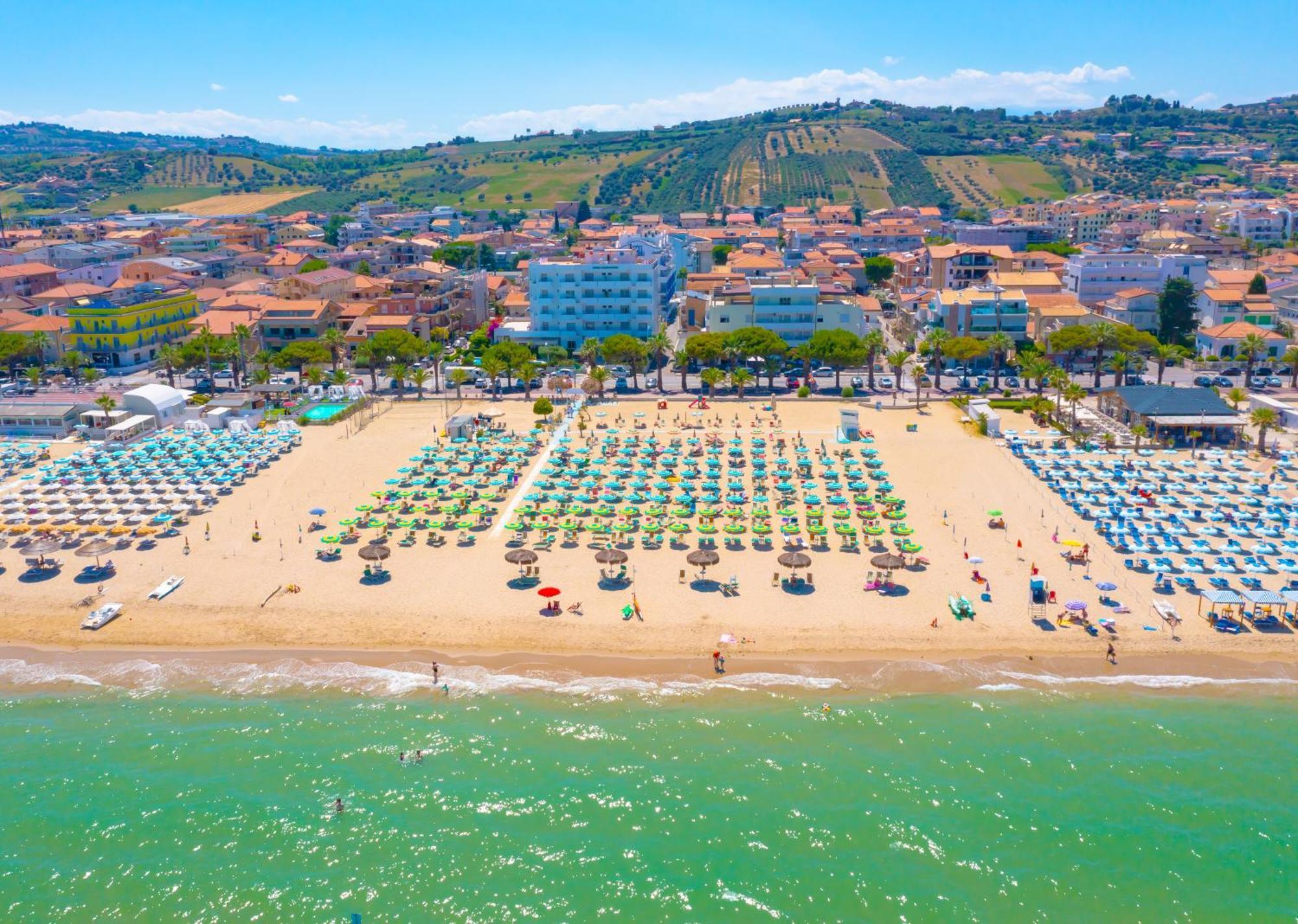 Tortoreto Residence Abruzzo Resort מראה חיצוני תמונה